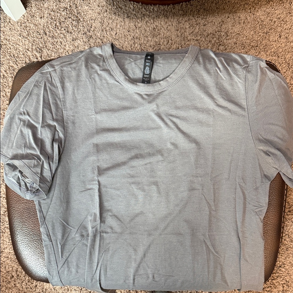 Lululemon Basic Tee